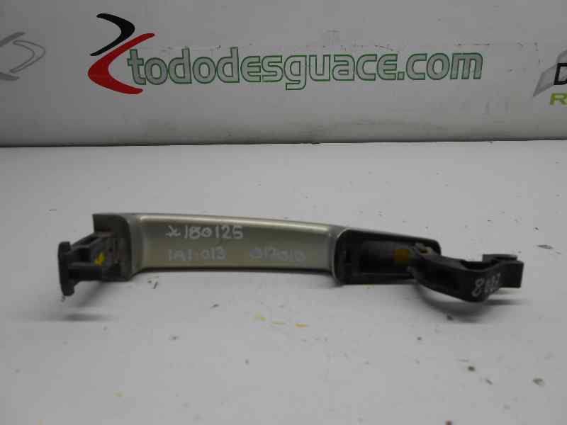  maneta exterior delantera derecha   peugeot 407 sw sr confort 1.6 hdi fap cat (9hz / dv6ted4)