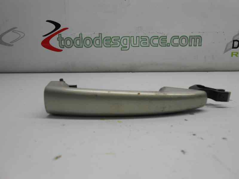  maneta exterior delantera derecha   peugeot 407 sw sr confort 1.6 hdi fap cat (9hz / dv6ted4)