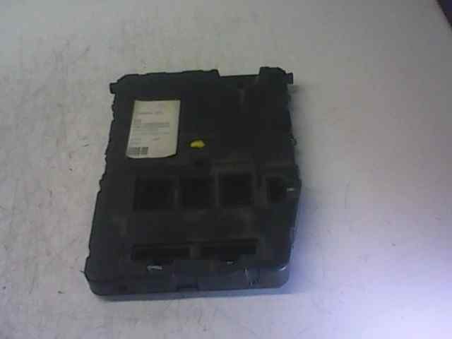  caja reles / fusibles   renault megane ii berlina 5p emotion 1.9 dci diesel
