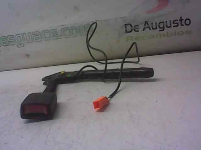  pretensor airbag derecho   ford focus berlina (cak) ambiente 1.6 16v cat
