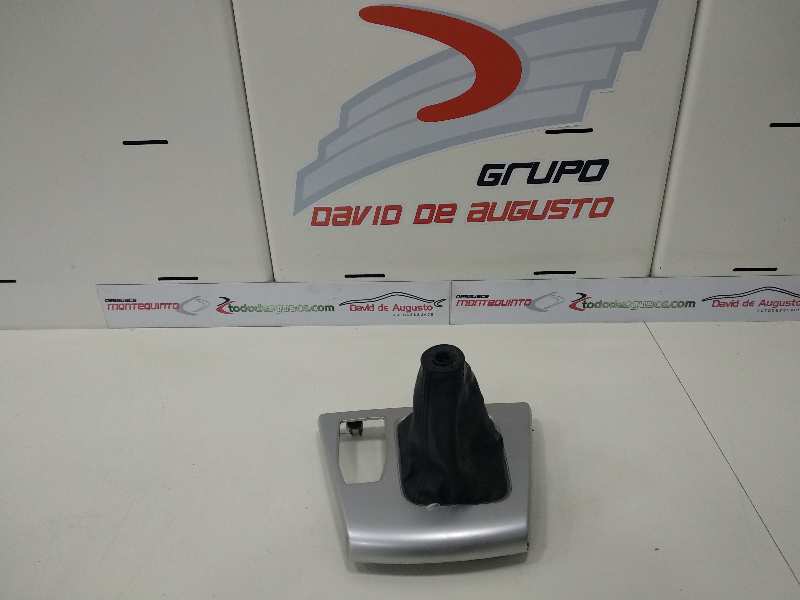  guarnecido palanca cambio   mazda 5 berl. (cr) 2.0 crtd active+ (105kw) 2.0 diesel cat