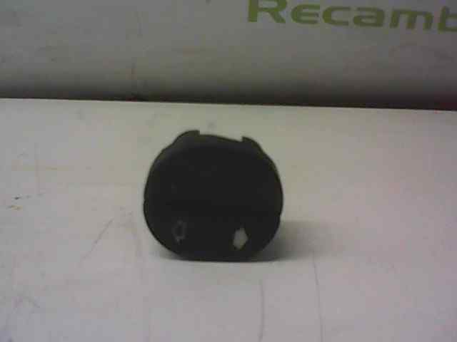  mando elevalunas delantero derecho   ford fiesta berlina ghia 1.3 cat