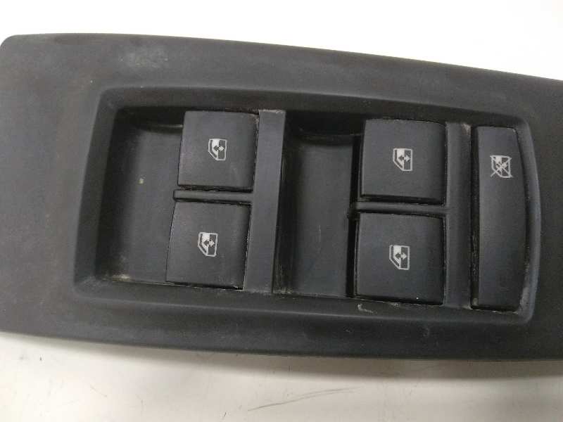  mando elevalunas delantero izquierdo   opel meriva b excellence 1.6 cdti dpf