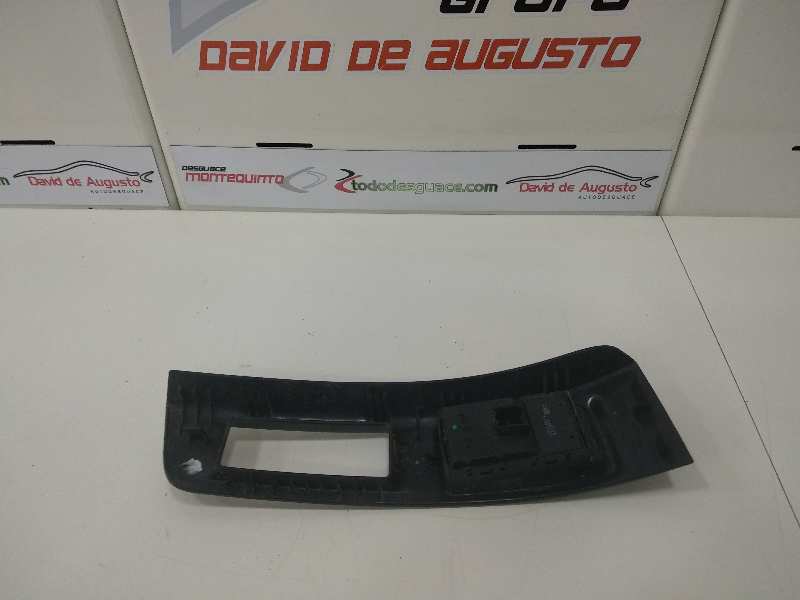  mando elevalunas delantero izquierdo   opel meriva b excellence 1.6 cdti dpf