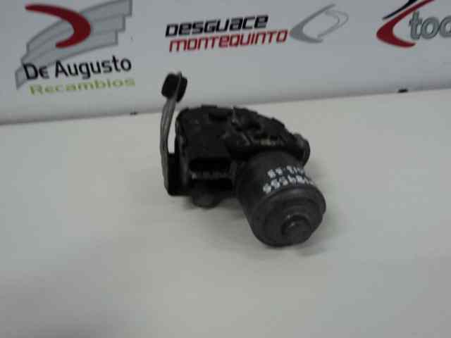  motor limpia delantero   pendiente identificar . .