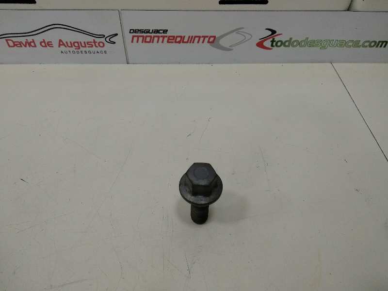  tornillo rueda llanta alumi   renault master ii phase 2 combi kombi 28t l2 6pl. 2.5 dci diesel cat