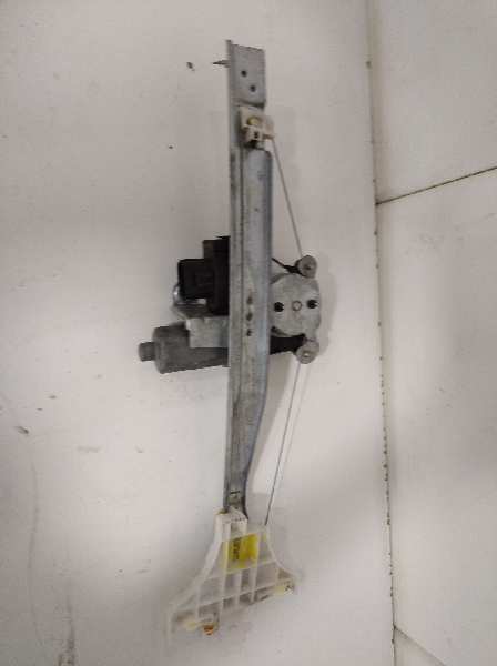  elevalunas trasero izquierdo   ford mondeo berlina (ge) ambiente 2.0 16v di td cat