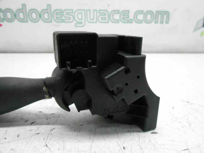  mando intermitentes   ford fiesta (cbk) ambiente 1.4 16v cat