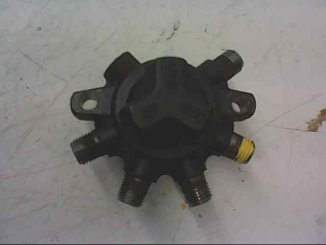 rampa inyectora   renault clio ii fase ii (b/cb0) authentique 1.5 dci diesel