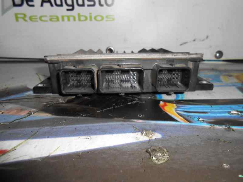  centralita motor uce   renault megane ii classic berlina 