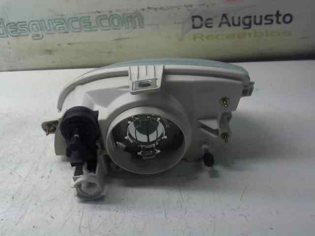 faro derecho   fiat recambio original . .