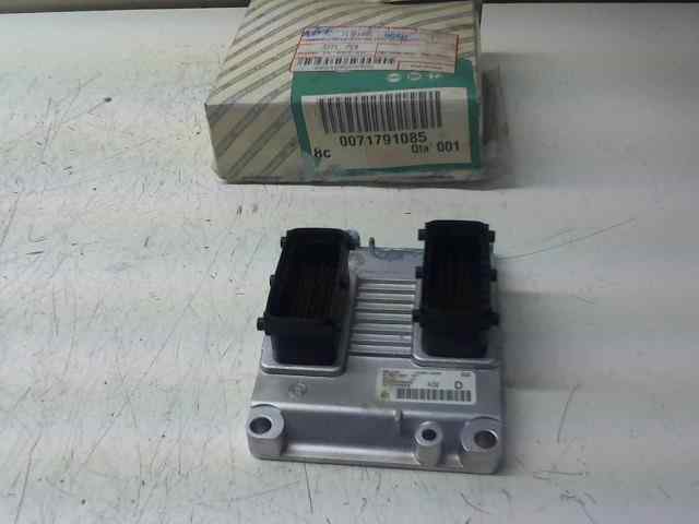  centralita motor uce   fiat recambio original . .