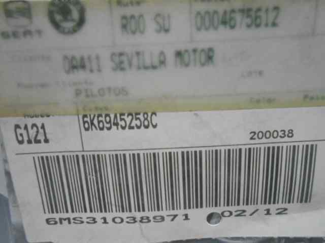  portalamparas trasero derecho   seat recambio original .