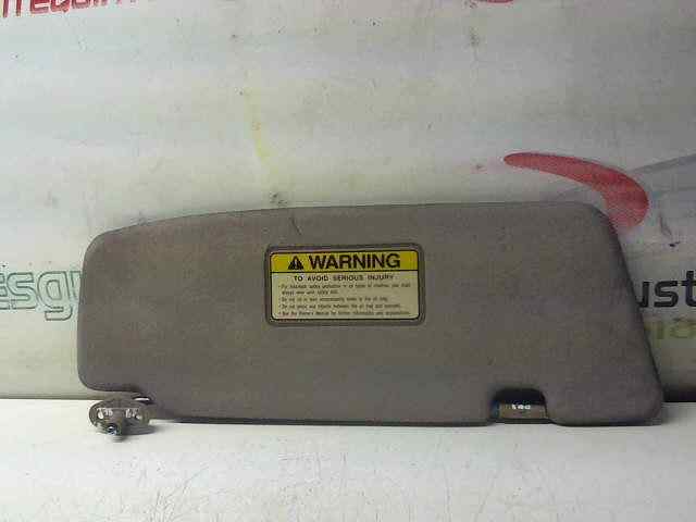  parasol izquierdo   kia carnival td ls 2.9 turbodiesel cat