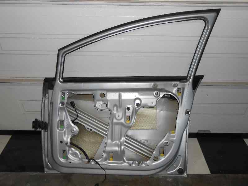  puerta delantera derecha   seat leon (1p1) comfort limited 1.9 tdi