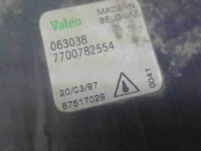  faro derecho   renault 19 porton trasero (b/c53) europa 1.4