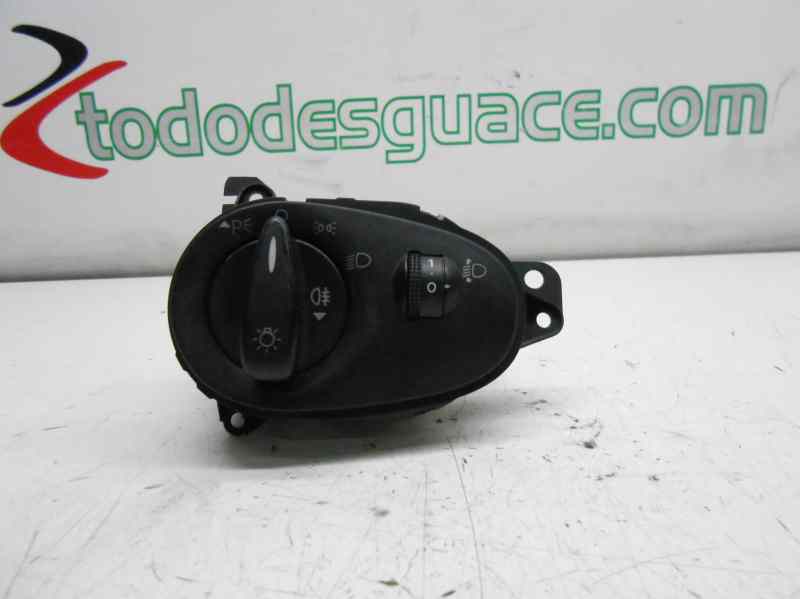  mando luces   ford focus berlina (cak) ambiente 1.6 16v cat