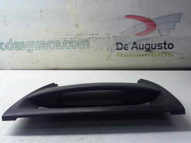  tapa display   peugeot 807 st pack 2.0 hdi fap cat