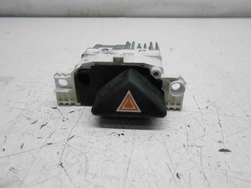  interruptor warning   ford focus berlina (cak) ambiente 1.6 16v cat
