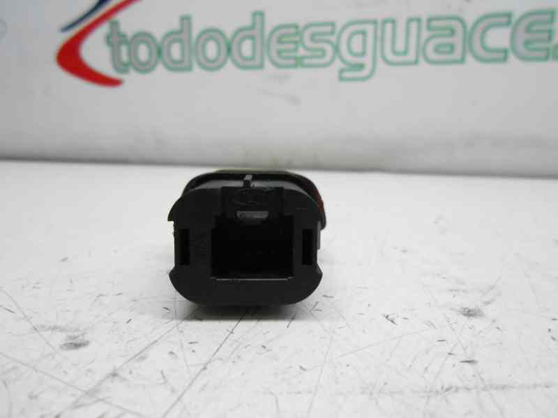  interruptor warning   ford focus berlina (cap) ambiente (d) 1.6 tdci cat