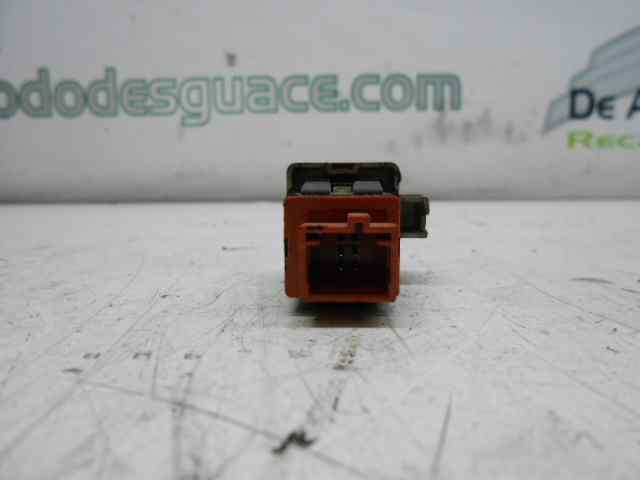  interruptor warning   citroen c4 coupe by loeb 1.6 16v hdi fap