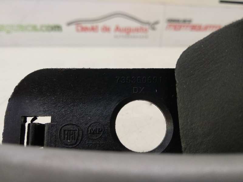  maneta interior delantera derecha   fiat recambio original . .
