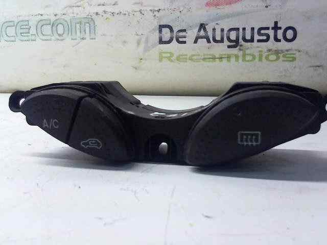  mando climatizador   ford focus berlina (cak) ambiente 1.8 tddi turbodiesel cat