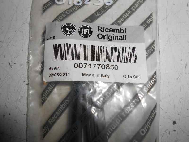  escobilla limpia   fiat recambio original . .