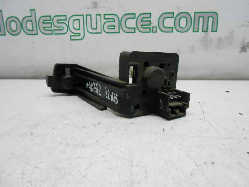  portalamparas trasero izquierdo   fiat croma (194) 1.9 16v multijet dynamic (12.2007-) 1.9 jtd 16v cat