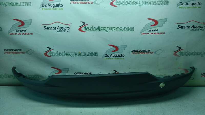  paragolpes trasero   fiat recambio original . .