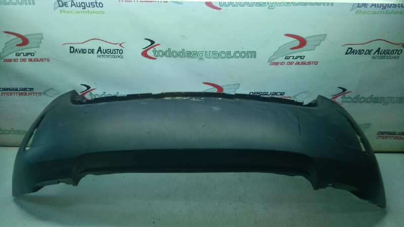  paragolpes trasero   fiat recambio original . .