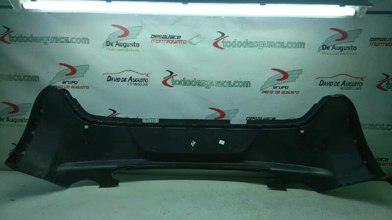  paragolpes trasero   fiat recambio original . .