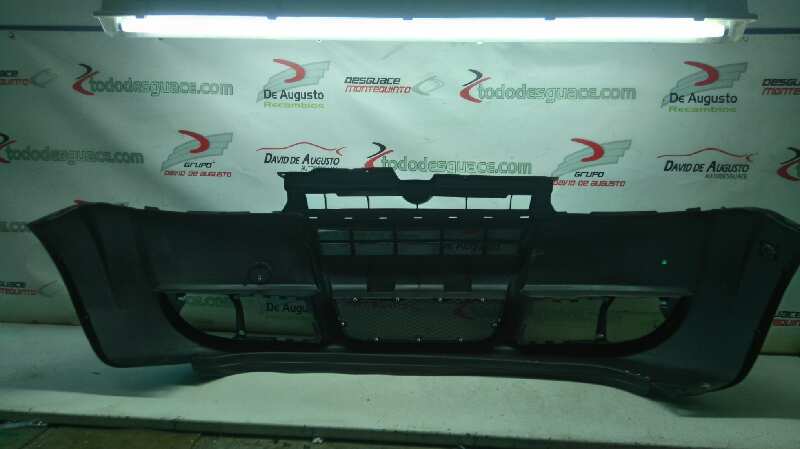  paragolpes delantero   fiat recambio original . .