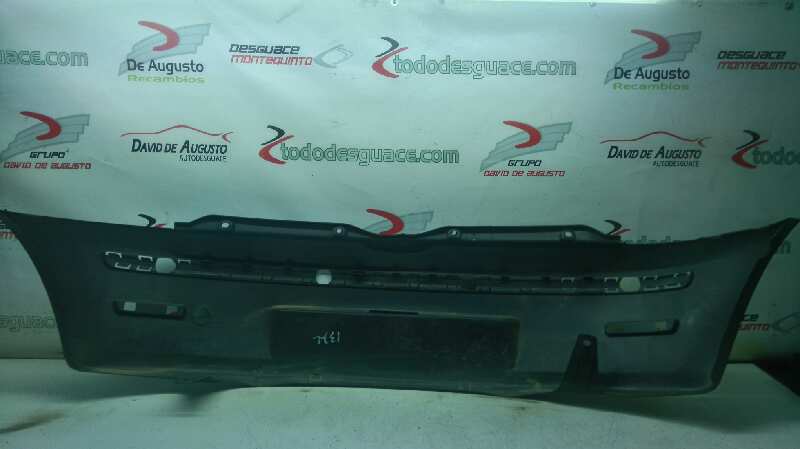  paragolpes trasero   fiat recambio original . .