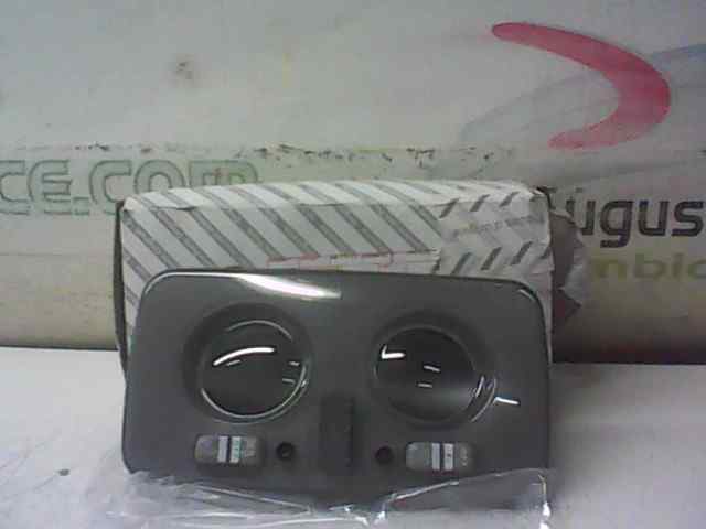  luz interior   fiat recambio original . .