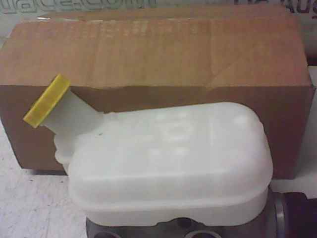  bomba freno   fiat recambio original . .