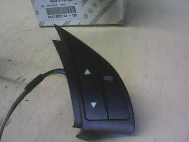  mando volante   fiat recambio original . .