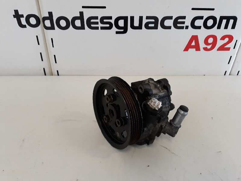 bomba direccion   audi a4 avant (b5) 1.9 tdi 1.9 tdi