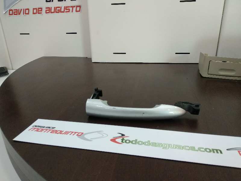  maneta exterior delantera izquierda   renault kangoo expression 1.5 dci diesel fap