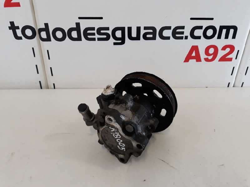  bomba direccion   audi a4 avant (b5) 1.9 tdi 1.9 tdi
