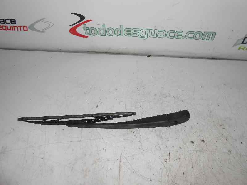  brazo limpia trasero   peugeot 206 berlina xr 1.9 diesel