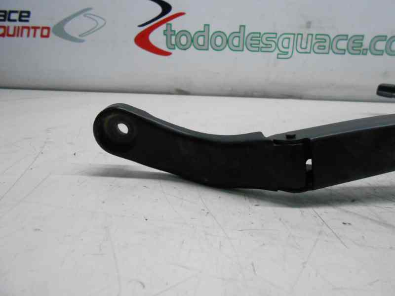  brazo limpia delantero izquierdo   fiat croma (194) 1.9 16v multijet dynamic (12.2007-) 1.9 jtd 16v cat