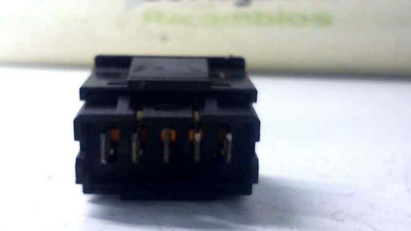  mando elevalunas trasero derecho   renault clio i fase i+ii (b/c57) 1.2 alize 1.2