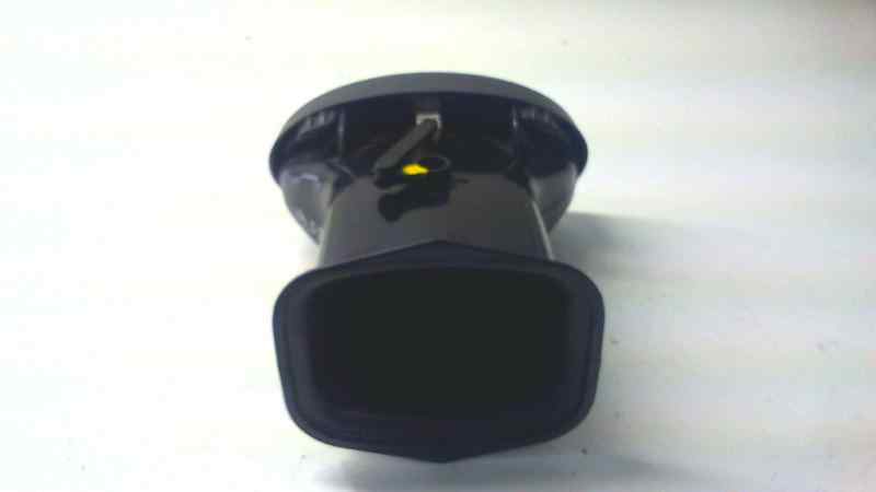  rejilla aire derecha   ford focus berlina (cak) ambiente 1.8 tdci cat