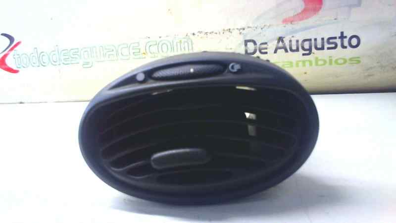  rejilla aire izquierda   ford focus berlina (cak) ambiente 1.8 tdci cat