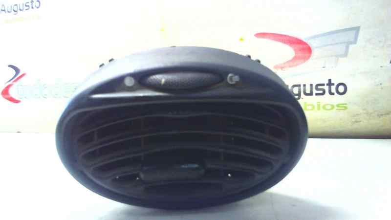  rejilla aire central   ford focus berlina (cak) ambiente 1.8 tdci cat