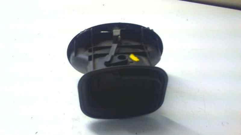  rejilla aire central   ford focus berlina (cak) ambiente 1.8 tdci cat