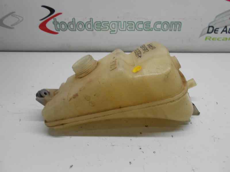  bote agua   peugeot partner kombi premium 1.6 16v hdi fap