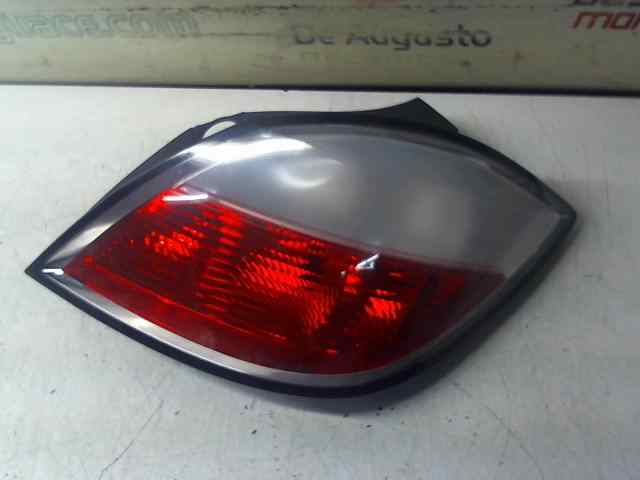  piloto trasero derecho   opel astra h berlina cosmo 1.7 16v cdti