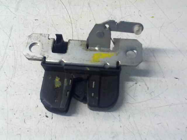 cerradura maletero / porton   seat ibiza (6l1) fresh 1.9 sdi  cerradura maletero / porton   seat ibiza (6l1) fresh 1.9 sdi